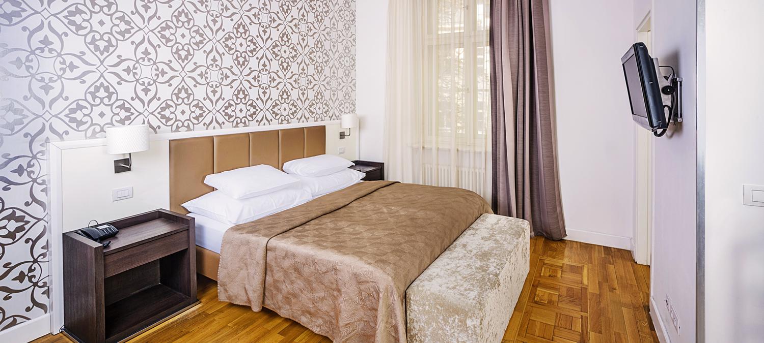 Deminka Palace | Prague | 1